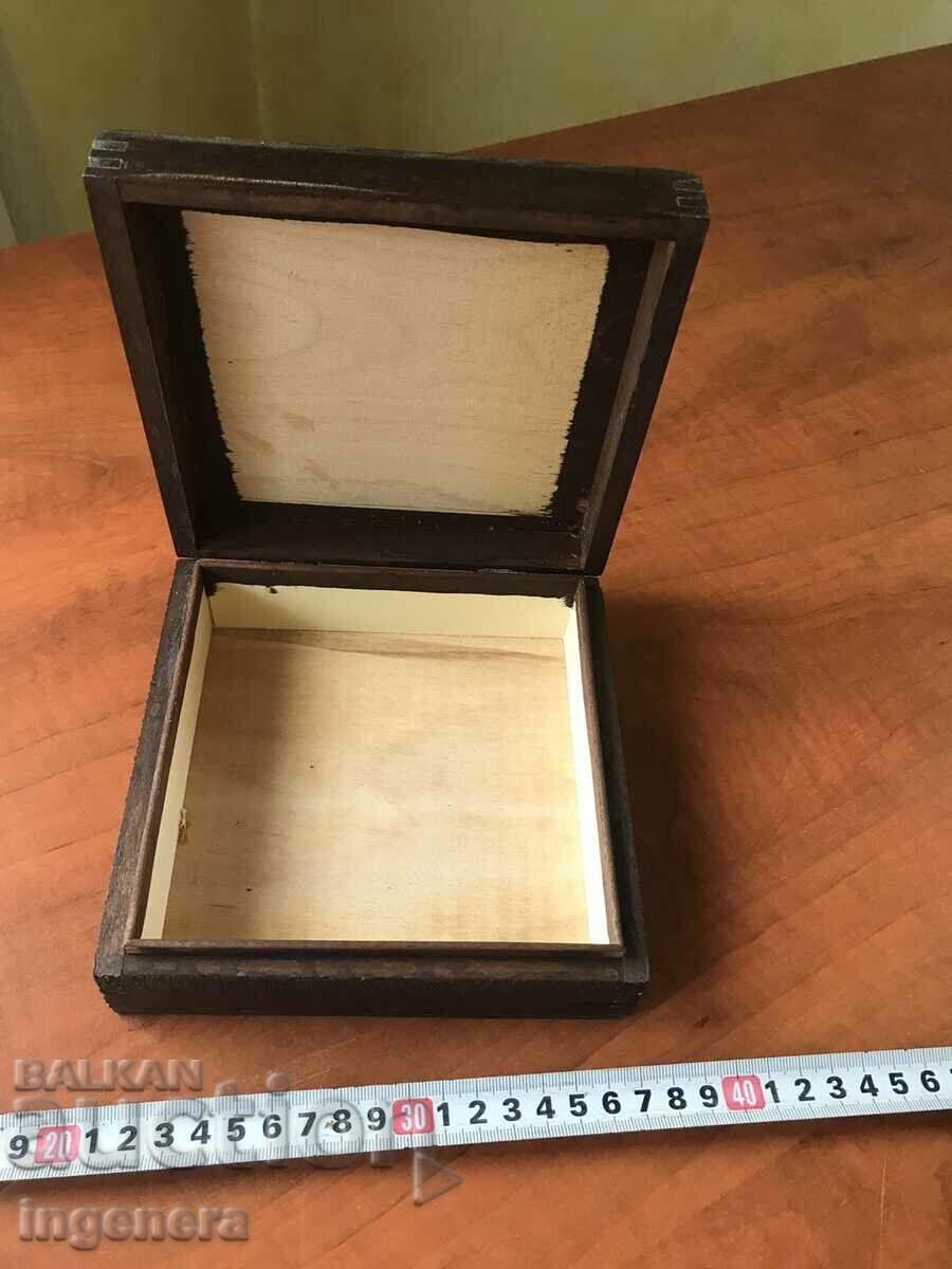 BOX WOOD PYROGRAPH DRAWING ANTIQUE FROM SOCA MOSTRA - 5 BOX WOOD PYROGRAPH DRAWING ANTIQUE FROM SOCA MOSTRA - 5