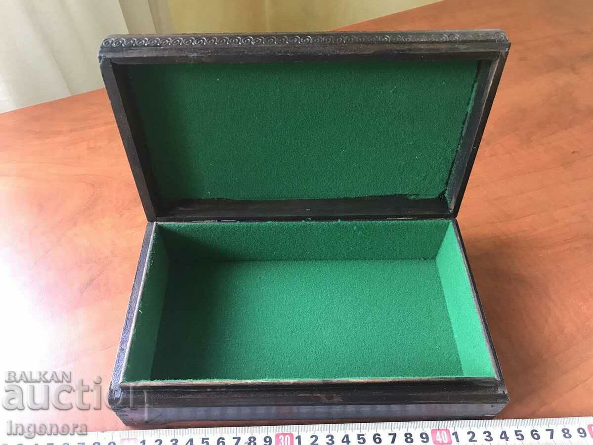 Delivery of BOX WOOD PYROGRAPH DRAWING ANTIQUE FROM SOCA MOSTRA Delivery of BOX WOOD PYROGRAPH DRAWING ANTIQUE FROM SOCA MOSTRA