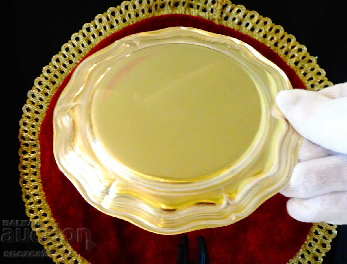 Brass plate 14.5 cm. with price 12.00 BGN | € 6.14 Brass plate 14.5 cm. with price 12.00 BGN | € 6.14