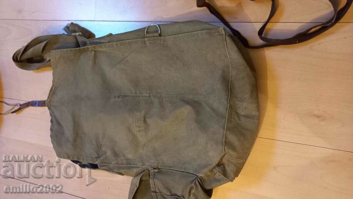 Military gas mask H 7 in a bag with price 11.00 BGN | € 5.62 Military gas mask H 7 in a bag with price 11.00 BGN | € 5.62