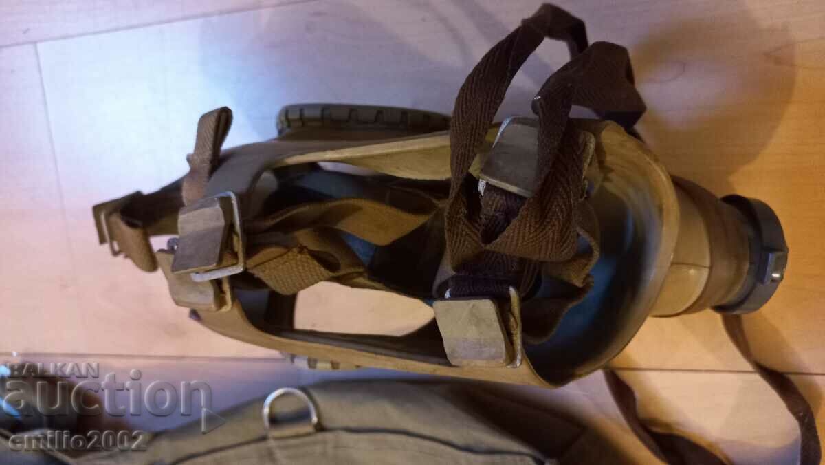 Military gas mask H 7 in a bag - 5 Military gas mask H 7 in a bag - 5