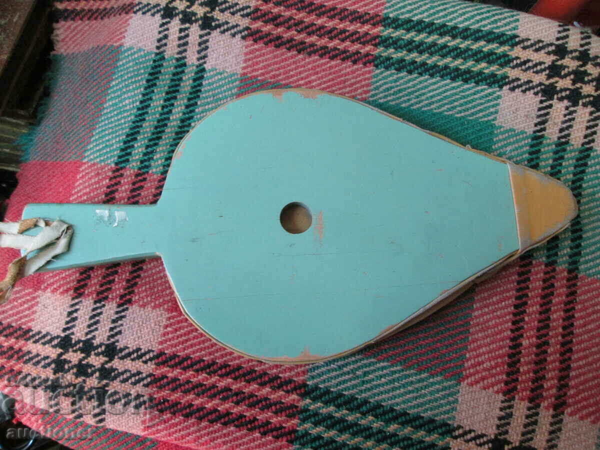 OLD FIREPLACE BLOWER with price 50.00 BGN | € 25.56 OLD FIREPLACE BLOWER with price 50.00 BGN | € 25.56