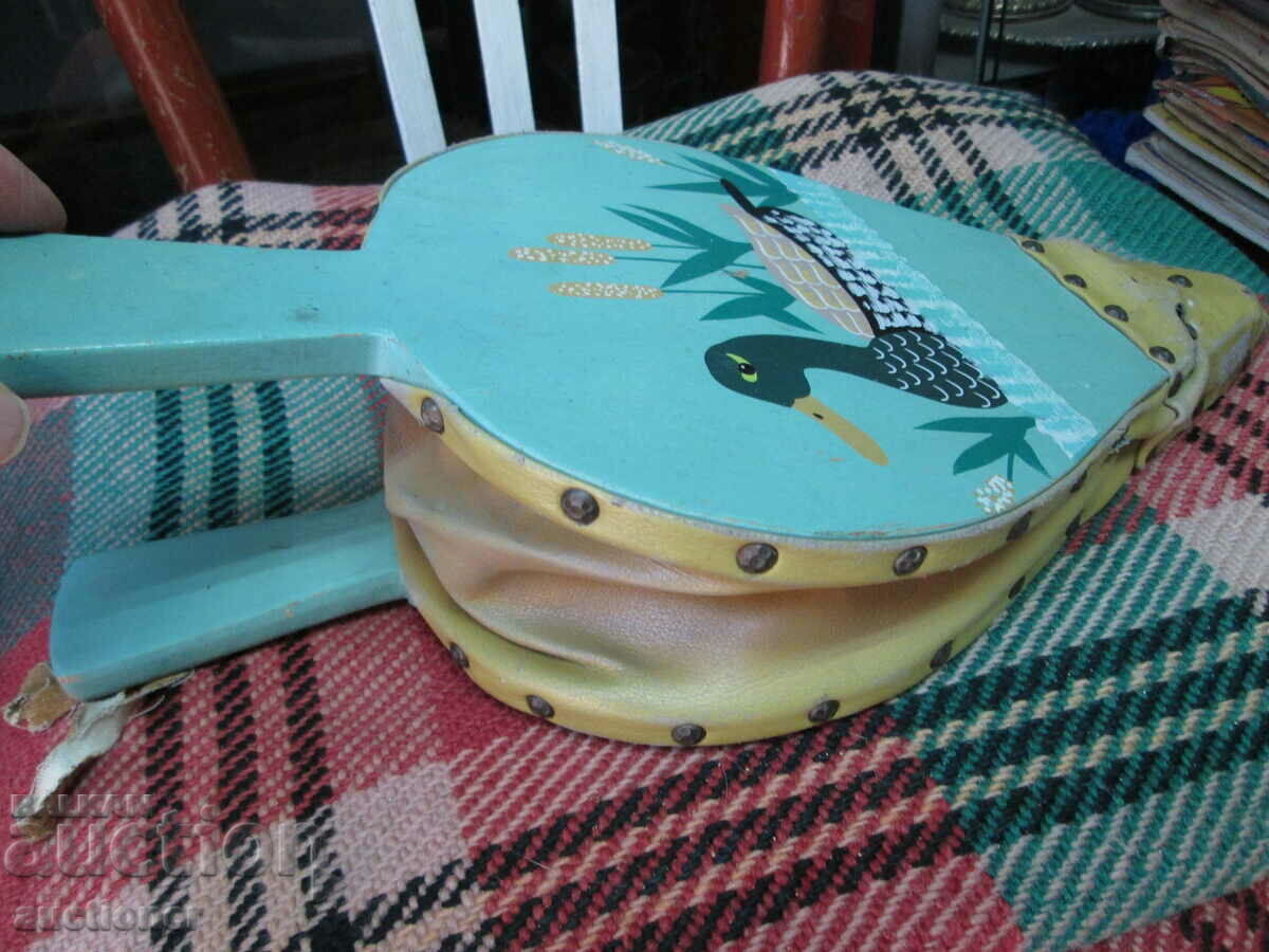 OLD FIREPLACE BLOWER - 5 OLD FIREPLACE BLOWER - 5