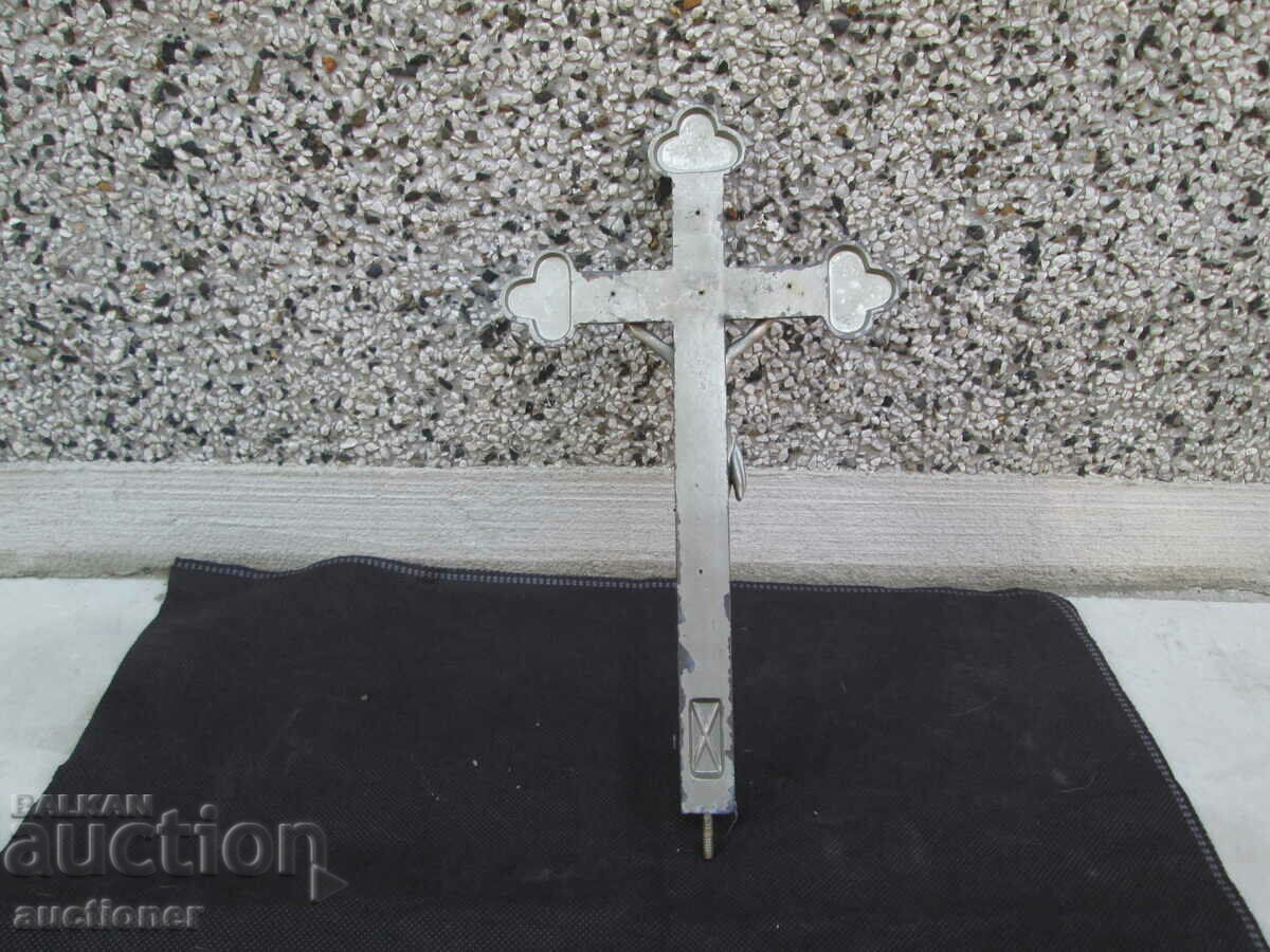 Auction METAL LARGE CRUCIFIX CROSS Auction METAL LARGE CRUCIFIX CROSS