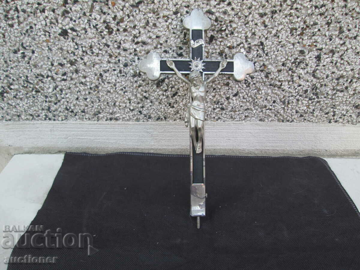 METAL LARGE CRUCIFIX CROSS - 6 METAL LARGE CRUCIFIX CROSS - 6