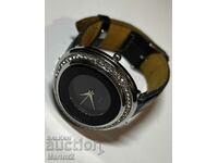 Swiston quartz watch with Swarovski crystals