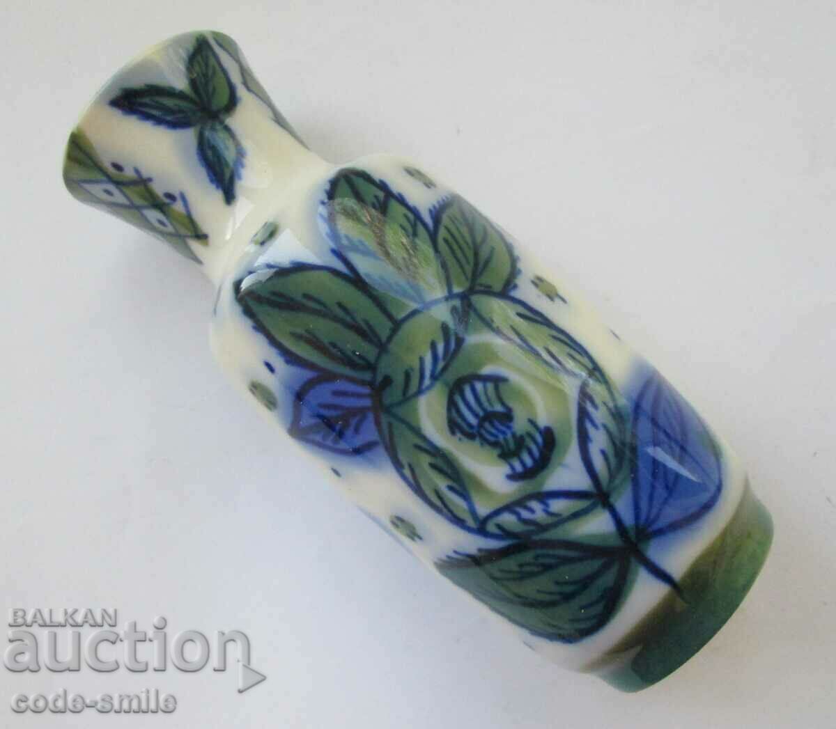 Auction Old author Russian small vase porcelain LFZ Auction Old author Russian small vase porcelain LFZ