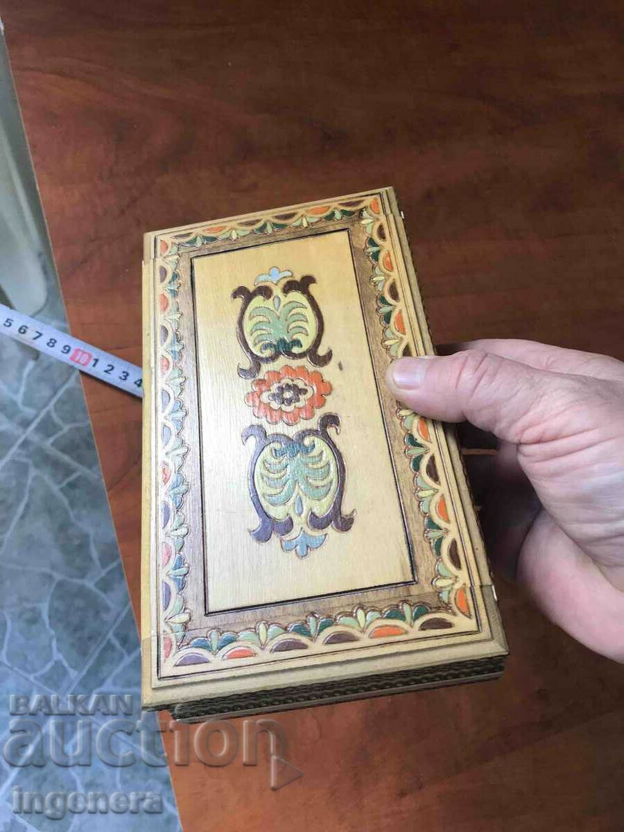 Delivery of BOX WOOD PYROGRAPH DRAWING ANTIQUE FROM SOCA MOSTRA Delivery of BOX WOOD PYROGRAPH DRAWING ANTIQUE FROM SOCA MOSTRA