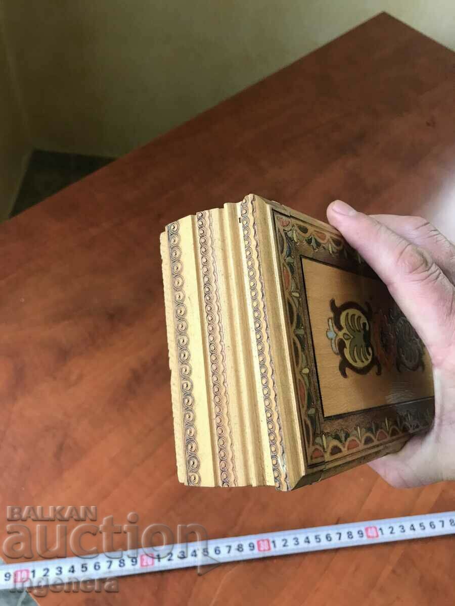 BOX WOOD PYROGRAPH DRAWING ANTIQUE FROM SOCA MOSTRA - 6 BOX WOOD PYROGRAPH DRAWING ANTIQUE FROM SOCA MOSTRA - 6