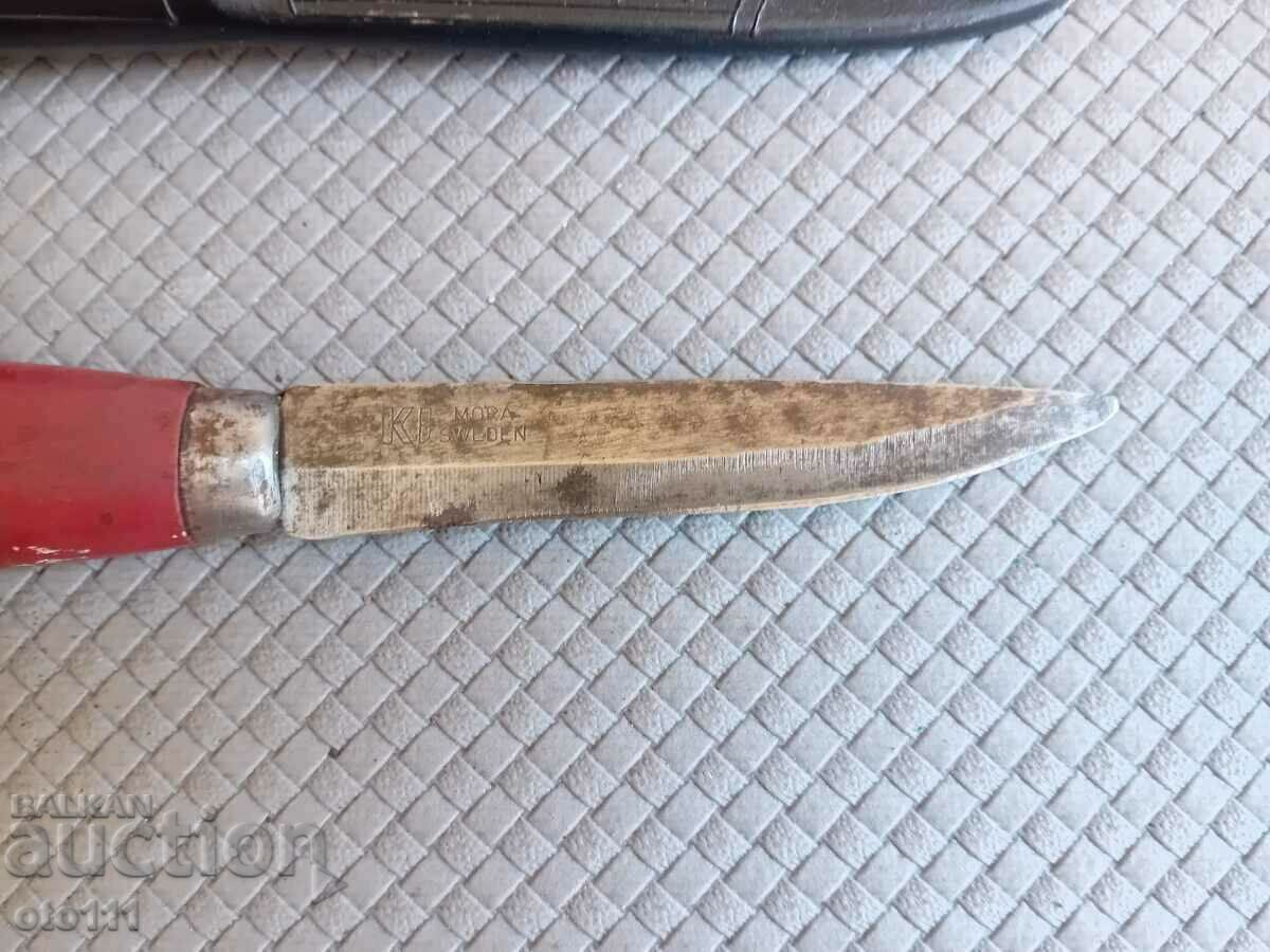 OLD MORA SWEDISH KNIFE with price 30.00 BGN | € 15.34 OLD MORA SWEDISH KNIFE with price 30.00 BGN | € 15.34
