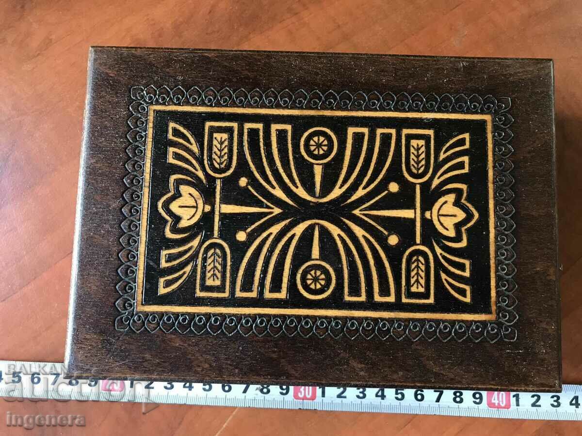 BOX WOOD PYROGRAPH DRAWING ANTIQUE FROM SOCA MOSTRA with price 48.00 BGN | € 24.54 BOX WOOD PYROGRAPH DRAWING ANTIQUE FROM SOCA MOSTRA with price 48.00 BGN | € 24.54
