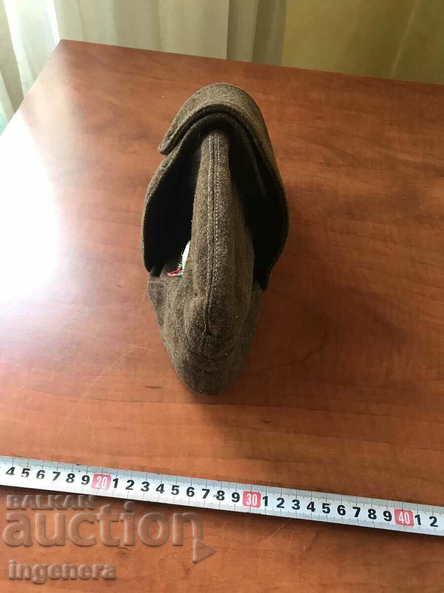 Auction KEPE MILITARY HAT WINTER WASHED AND DISINFECTED Auction KEPE MILITARY HAT WINTER WASHED AND DISINFECTED