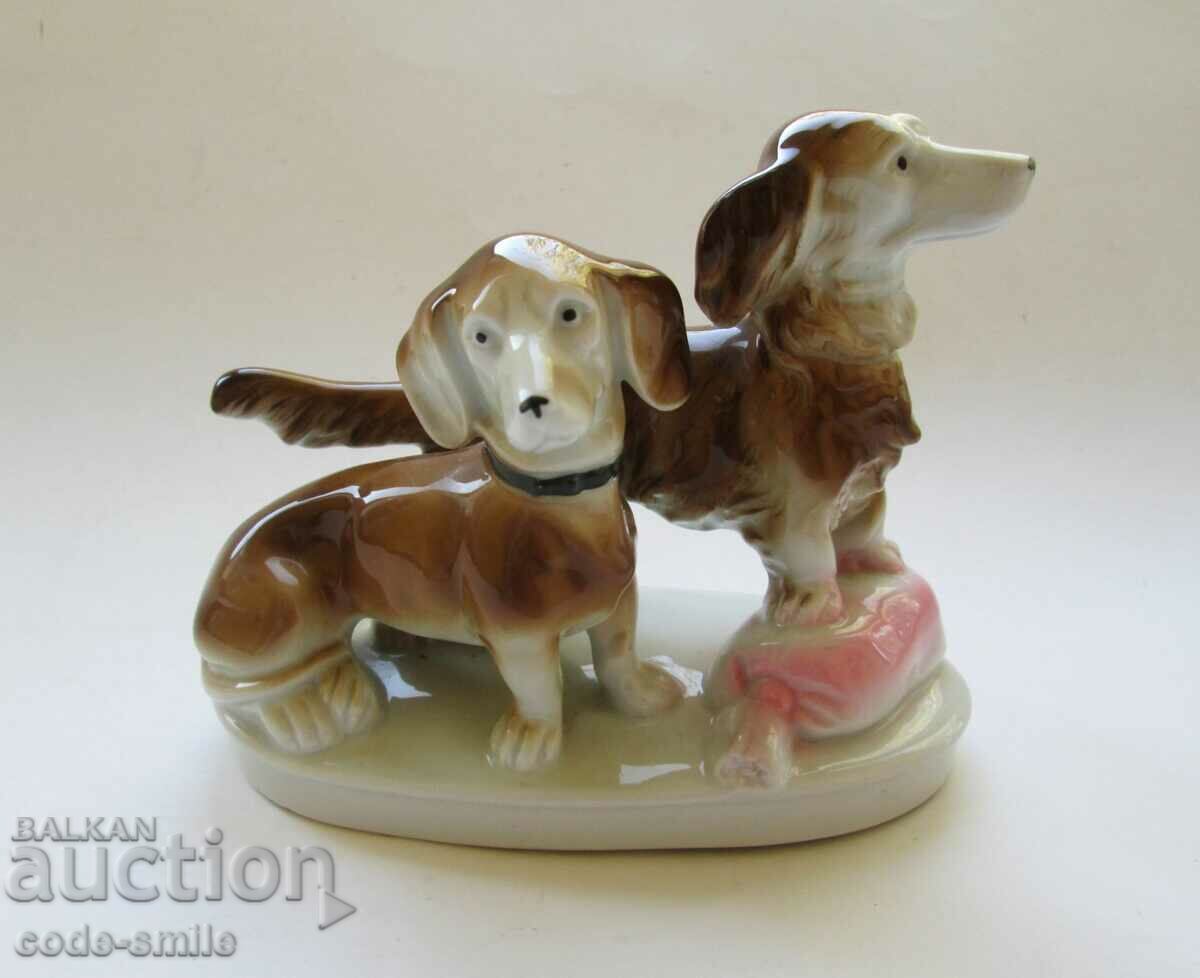 Veche figurină din porțelan german Câini teckel
