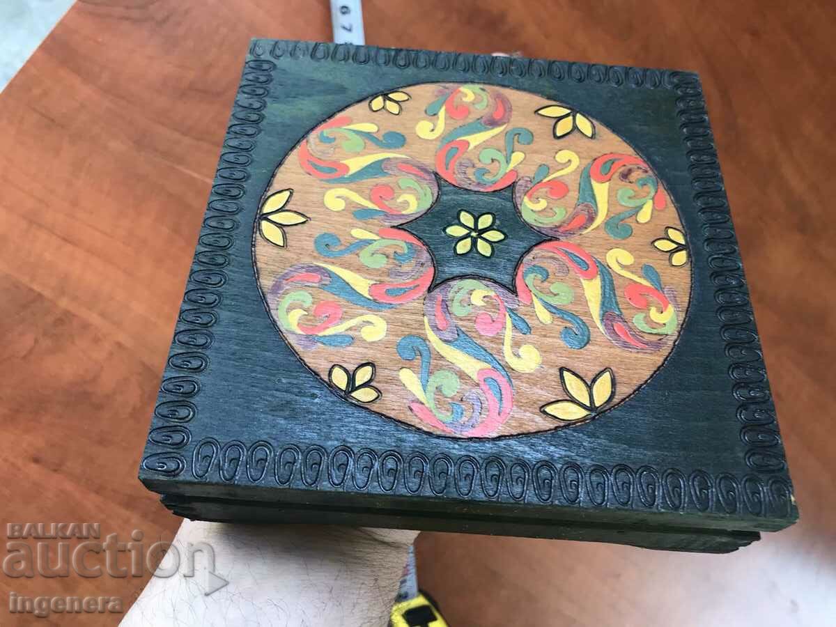 Delivery of BOX WOOD PYROGRAPH DRAWING ANTIQUE FROM SOCA MOSTRA Delivery of BOX WOOD PYROGRAPH DRAWING ANTIQUE FROM SOCA MOSTRA