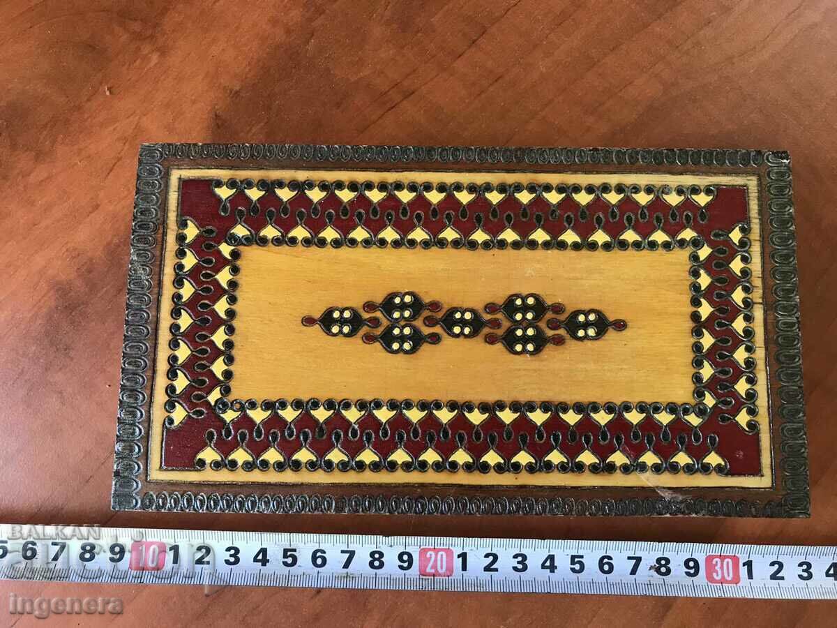 Delivery of BOX WOOD PYROGRAPH DRAWING ANTIQUE FROM SOCA MOSTRA Delivery of BOX WOOD PYROGRAPH DRAWING ANTIQUE FROM SOCA MOSTRA