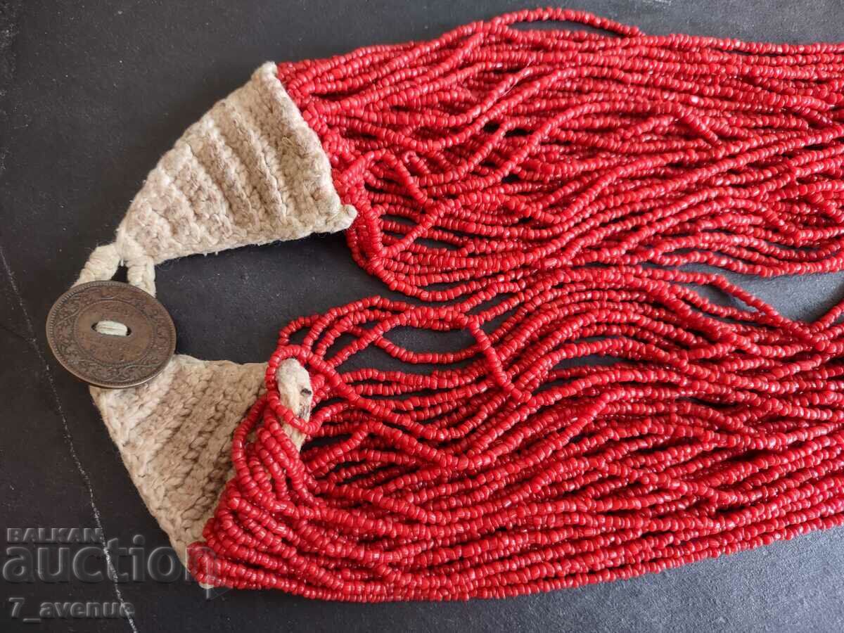 Auction Old NECKLACE of red corals 44 cm / up to 3 cm 28.05.24 Auction Old NECKLACE of red corals 44 cm / up to 3 cm 28.05.24