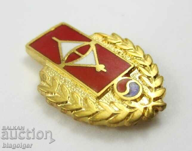 Auction Korean Badge - Enamel - Fencing Federation - Epee - Sabre Auction Korean Badge - Enamel - Fencing Federation - Epee - Sabre