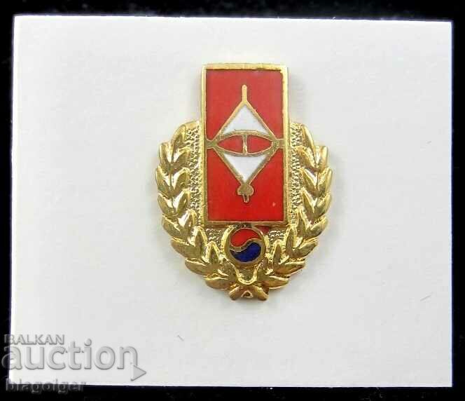 Korean Badge - Enamel - Fencing Federation - Epee - Sabre Korean Badge - Enamel - Fencing Federation - Epee - Sabre