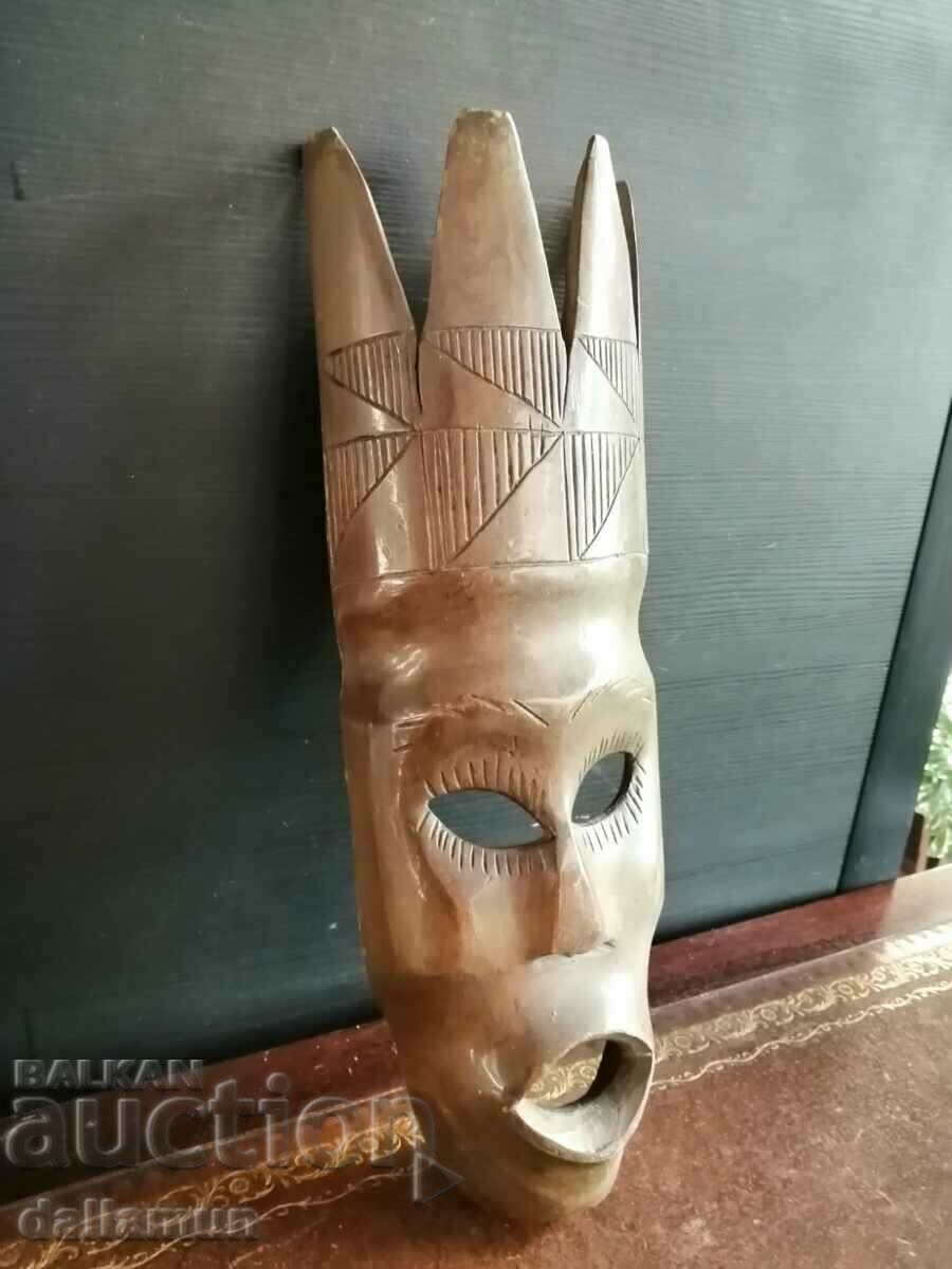 Old wooden wall mask 40 cm with price 38.00 BGN | € 19.43 Old wooden wall mask 40 cm with price 38.00 BGN | € 19.43