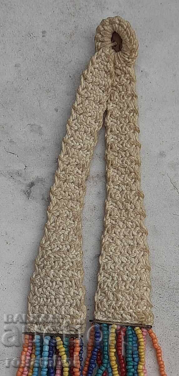 Auction  Old bead jewelry