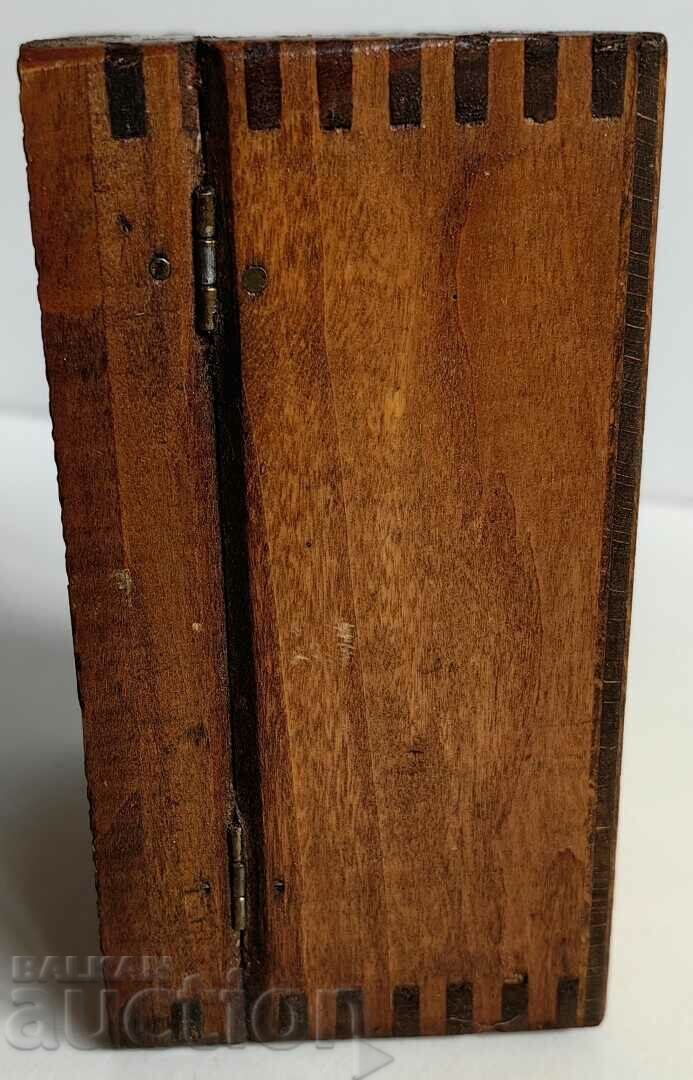 1930s KINGDOM OF BULGARIA UNUSED BOX PLATE ALARM CLOCK with price 49.00 BGN | € 25.05 1930s KINGDOM OF BULGARIA UNUSED BOX PLATE ALARM CLOCK with price 49.00 BGN | € 25.05