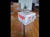 O cutie veche de cartușe de vânătoare Trap