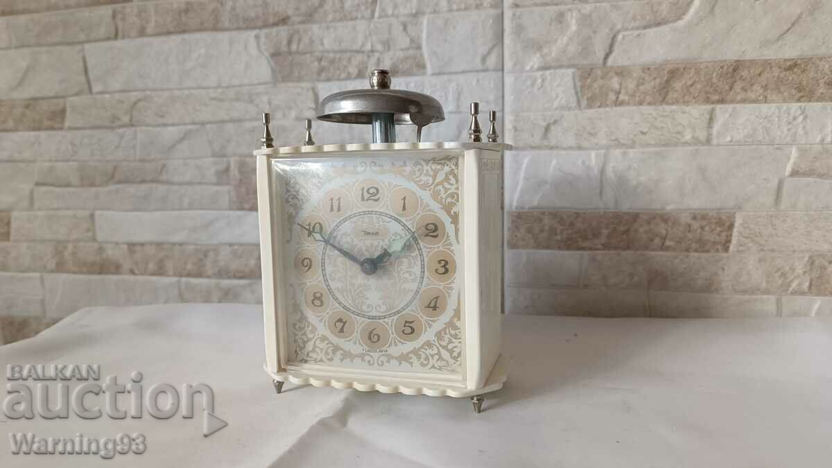 Auction Old clock / alarm clock - Insa - Made in Yugoslavia - 1970 Auction Old clock / alarm clock - Insa - Made in Yugoslavia - 1970