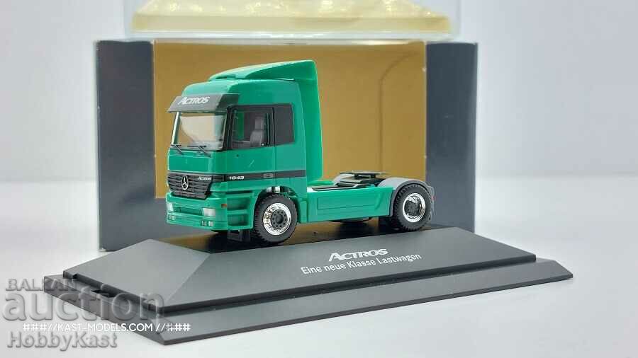 Mercedes 1843 Actros Mp1 HERPA 1/87