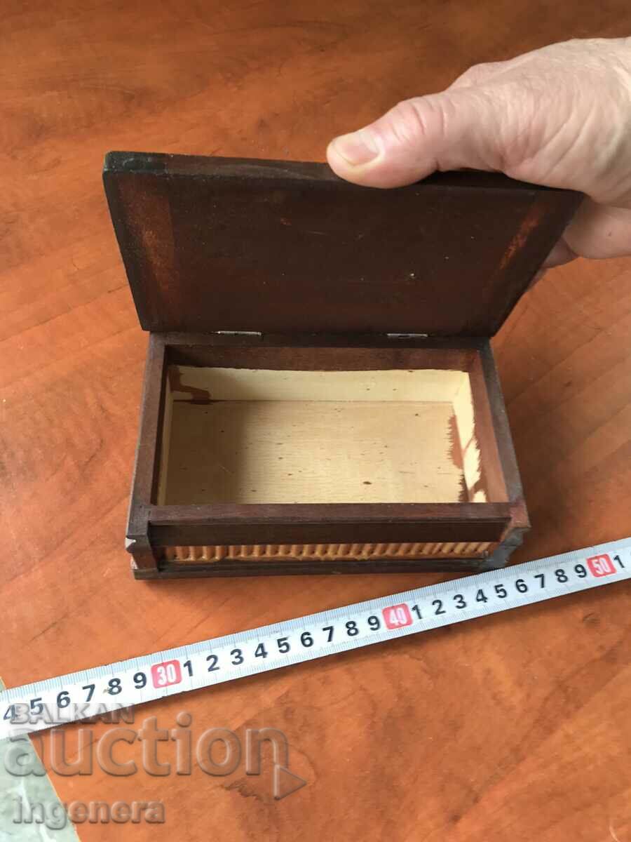 Δημοπρασία ΚΟΥΤΙ ΞΥΛΟ ΠΥΡΟΓΡΑΦΙΚΟ ΣΧΕΔΙΟ ΑΝΤΙΚΕ ΑΠΟ SOCA MOSTRA Δημοπρασία ΚΟΥΤΙ ΞΥΛΟ ΠΥΡΟΓΡΑΦΙΚΟ ΣΧΕΔΙΟ ΑΝΤΙΚΕ ΑΠΟ SOCA MOSTRA