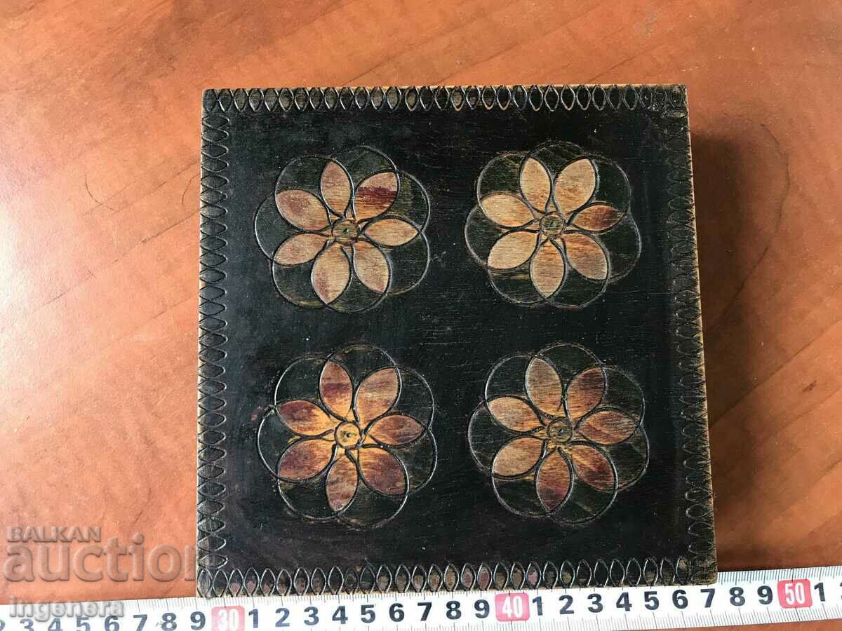 BOX WOOD PYROGRAPH DRAWING ANTIQUE FROM SOCA MOSTRA with price 19.00 BGN | € 9.71 BOX WOOD PYROGRAPH DRAWING ANTIQUE FROM SOCA MOSTRA with price 19.00 BGN | € 9.71