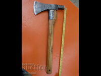 Old hammer ax - 495