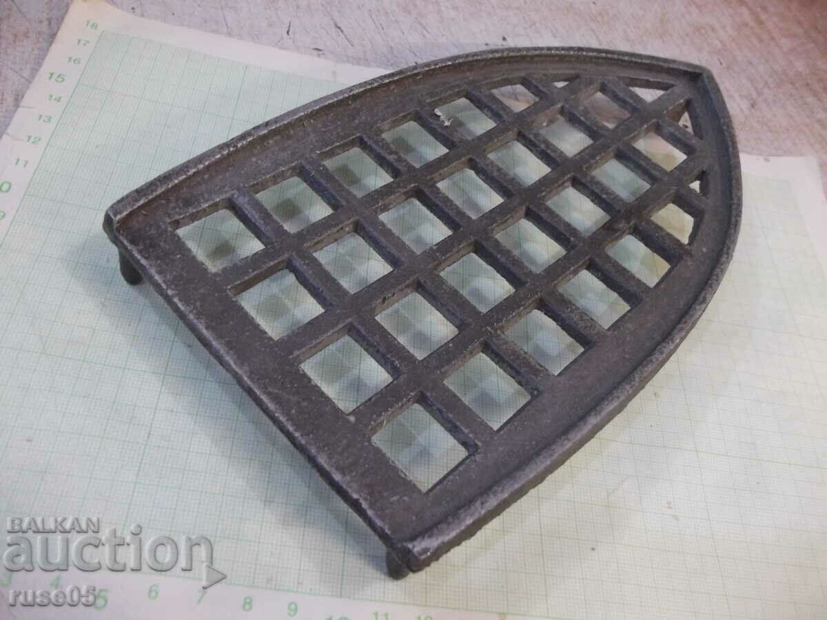 Iron stand made of metal - 7 Iron stand made of metal - 7