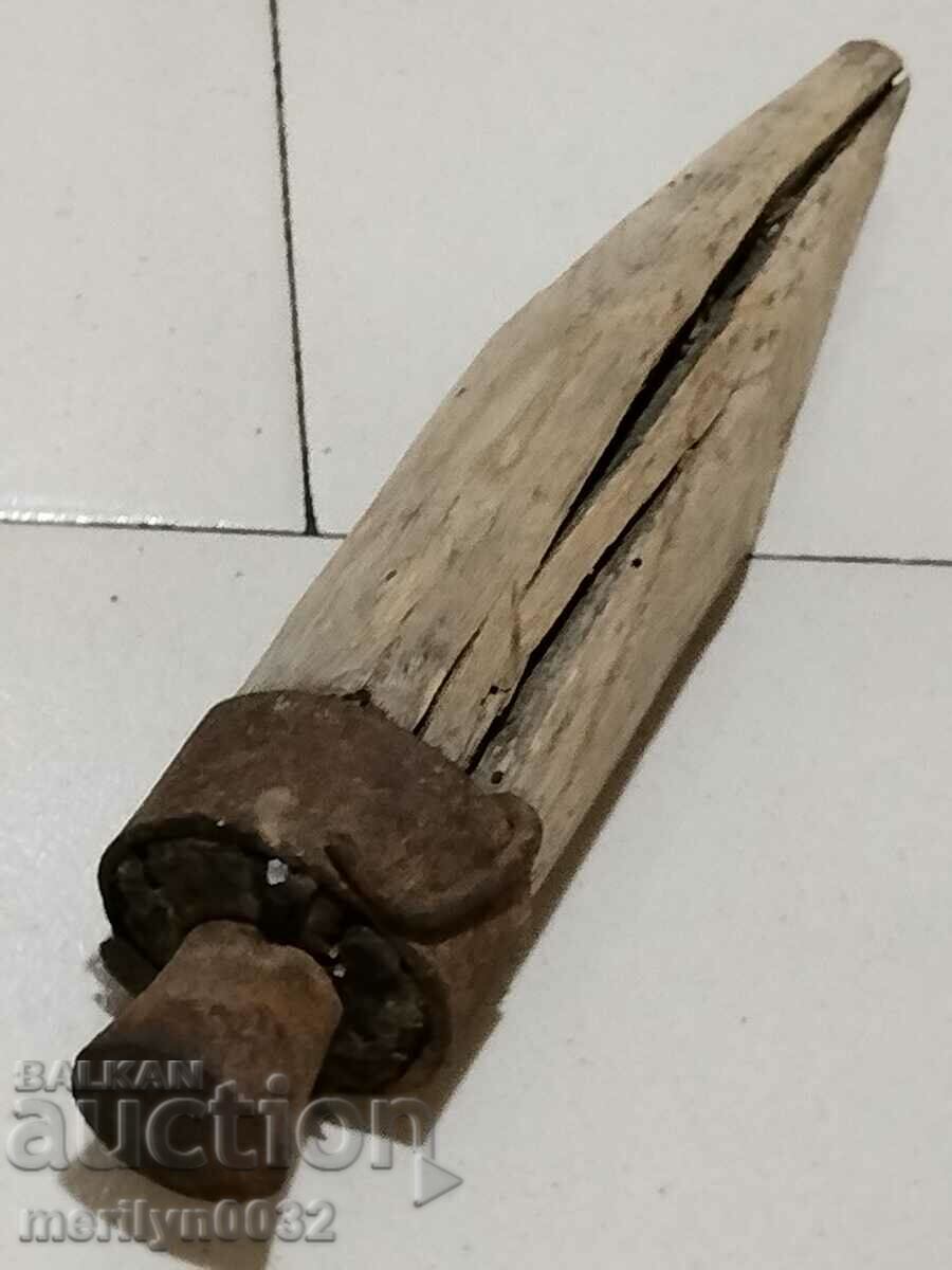 Auction Metal anvil for gluing hair Auction Metal anvil for gluing hair