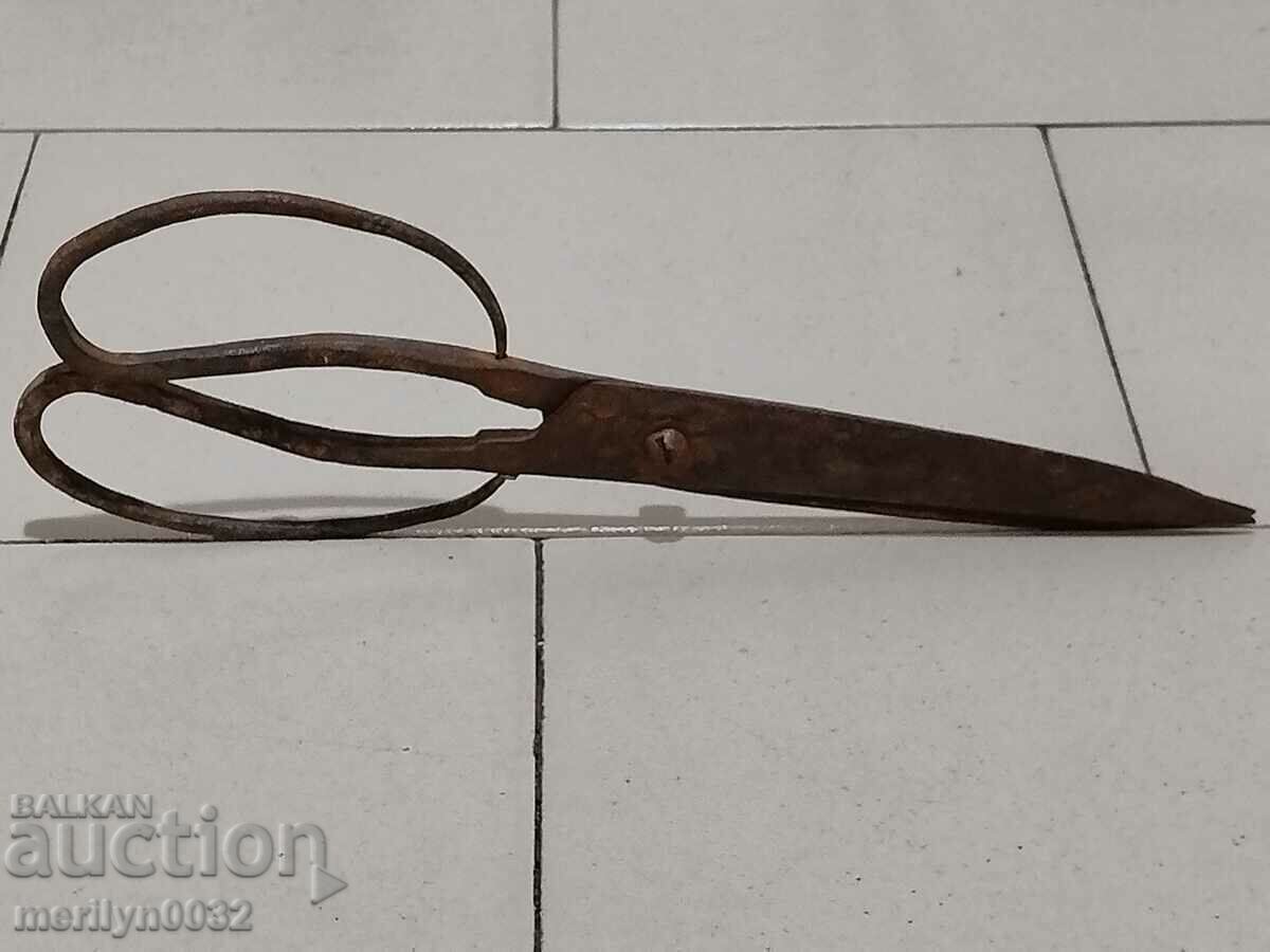 Renaissance forged scissors, wrought iron with price 53.00 BGN | € 27.10 Renaissance forged scissors, wrought iron with price 53.00 BGN | € 27.10