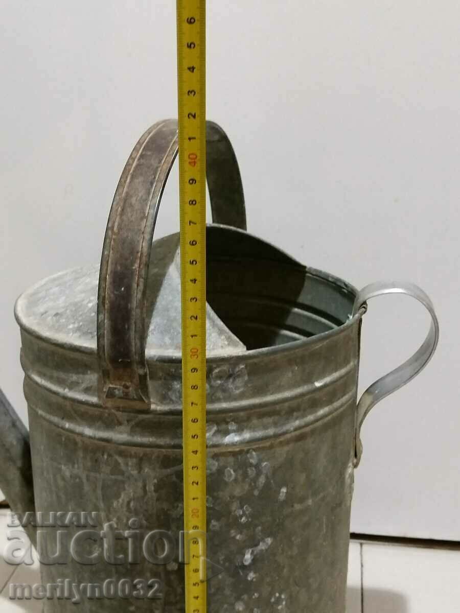 Delivery of Garden watering can tuba bucket bucket Delivery of Garden watering can tuba bucket bucket