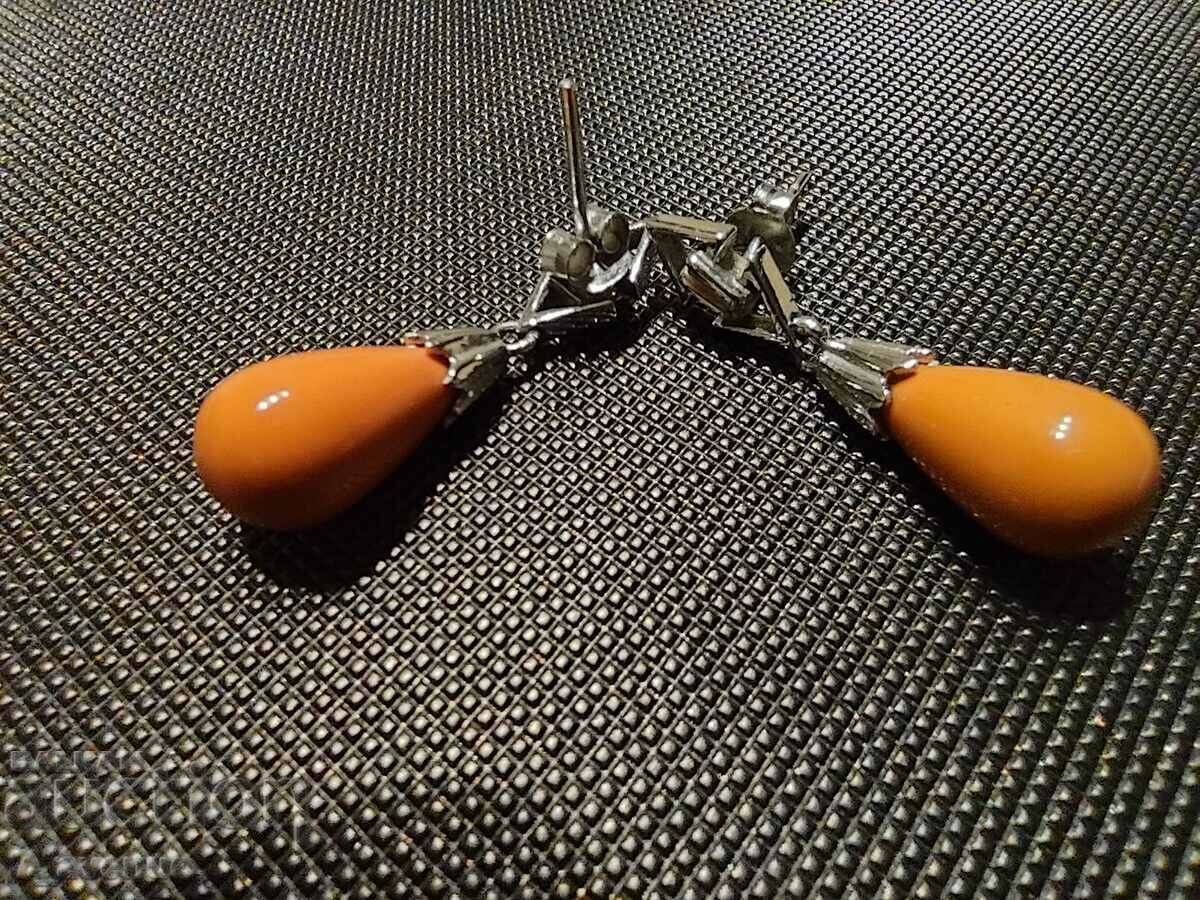 Silver earrings with beautiful pendants, 31.05.2024 with price 69.00 BGN | € 35.28 Silver earrings with beautiful pendants, 31.05.2024 with price 69.00 BGN | € 35.28