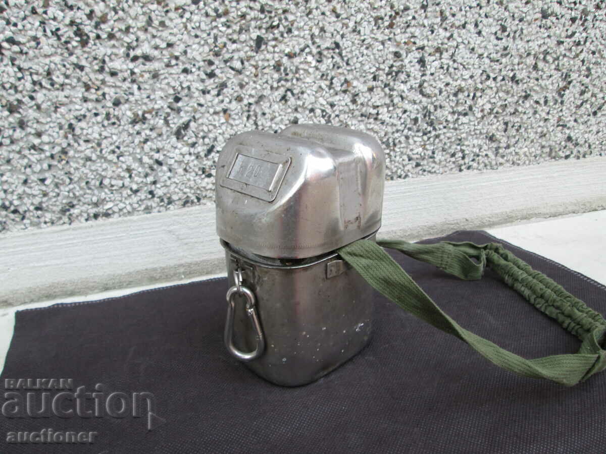 VINTAGE MSA W65 MASCA MINIATURALA SELF RESCUE cu preț 150.00 BGN | € 76.69