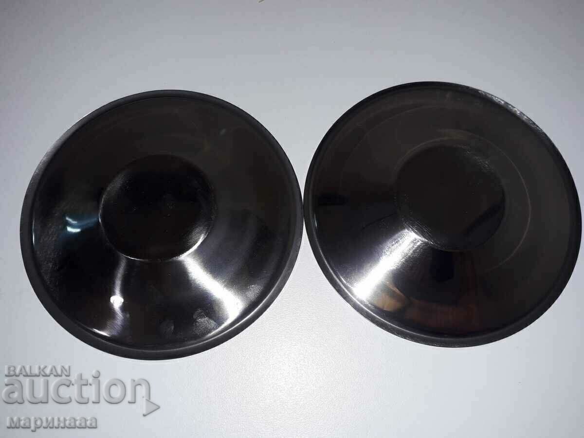 2 PLACI NOI. OŢEL INOXIDABIL. OŢEL cu preț 2.00 BGN | € 1.02