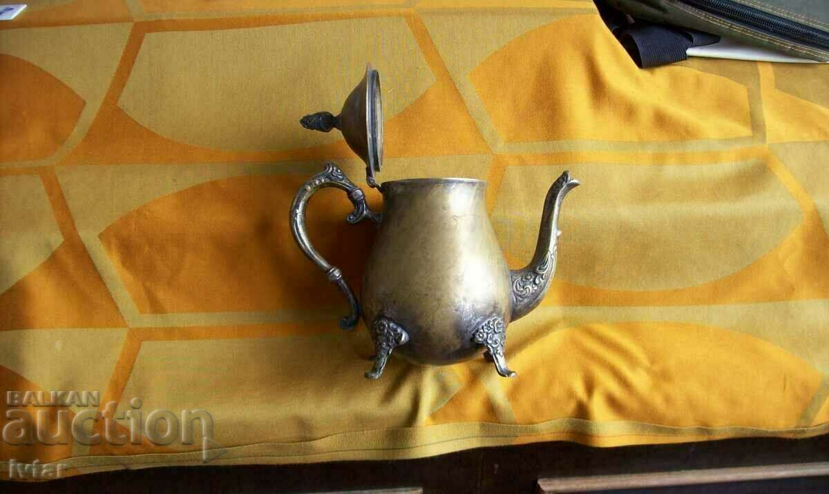 Kettle with price 23.00 BGN | € 11.76 Kettle with price 23.00 BGN | € 11.76