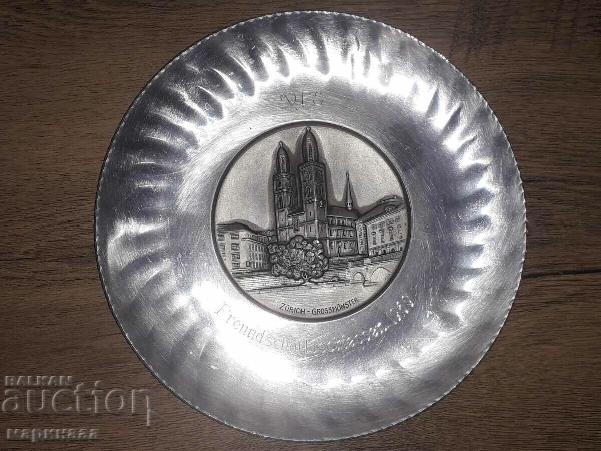AUTHOR'S PLATE. SHOOTING PRIZE. 1969