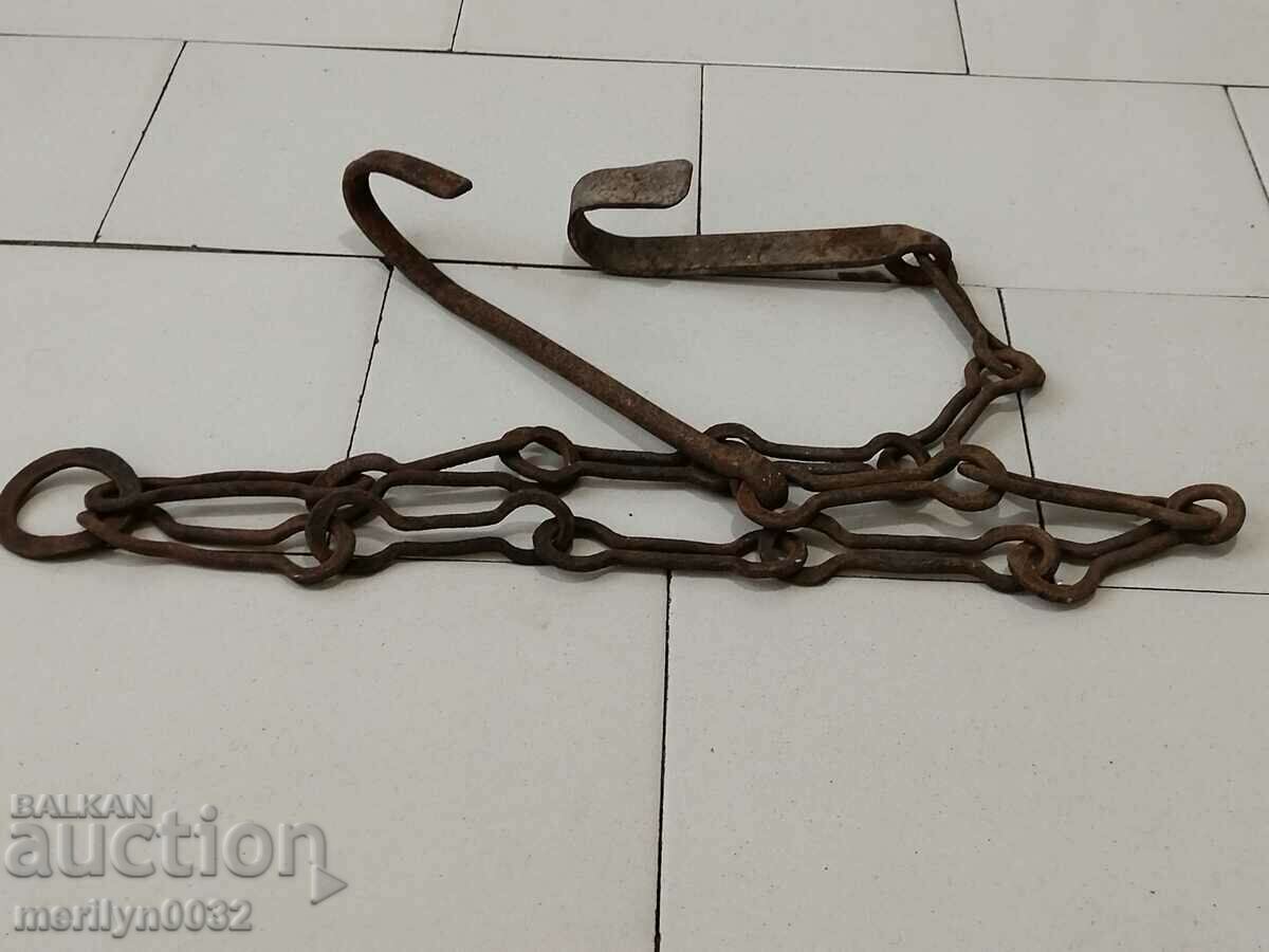 Auction Old wrought iron chain with hook, hearth chain hook chain Auction Old wrought iron chain with hook, hearth chain hook chain