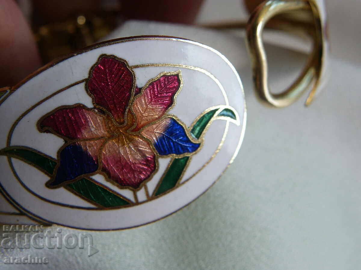 Παράδοση Βραχιόλι με χρωματιστά σμάλτα Παράδοση Βραχιόλι με χρωματιστά σμάλτα