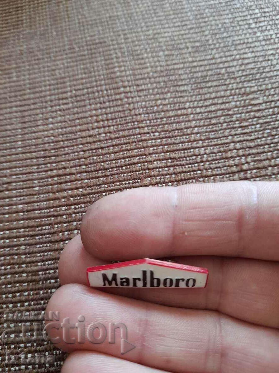 Marlboro badge with price 22.00 BGN | € 11.25 Marlboro badge with price 22.00 BGN | € 11.25