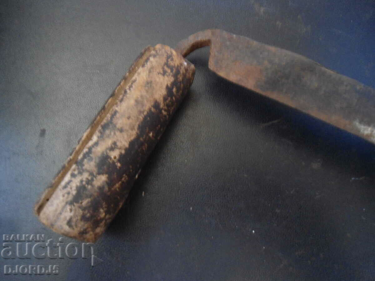 Delivery of Old carpentry tool, rukan Delivery of Old carpentry tool, rukan