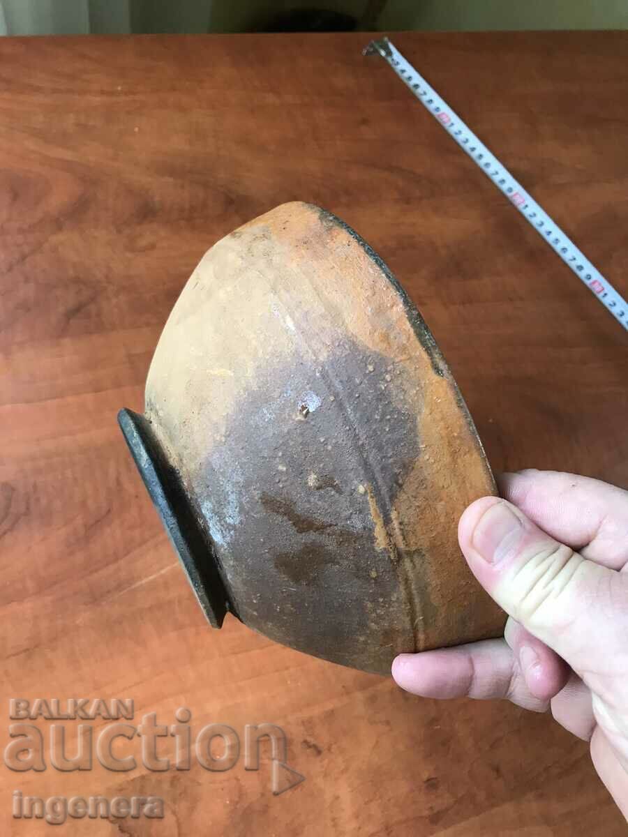 OLD POTTERY DEEP LARGE OLD POTTERY BOWL - 6 OLD POTTERY DEEP LARGE OLD POTTERY BOWL - 6