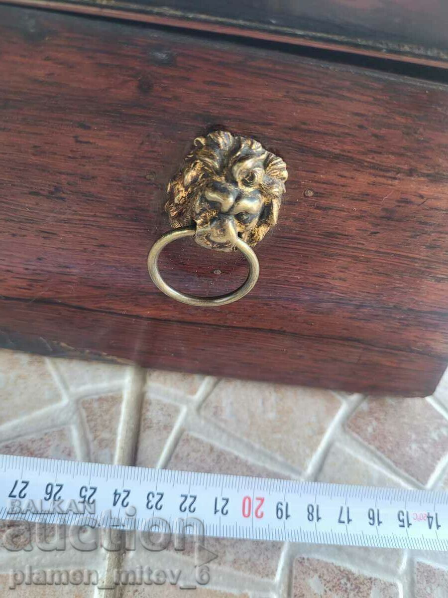 Доставка на кутия за чай Доставка на кутия за чай