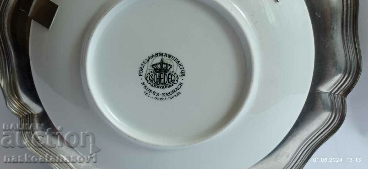 Delivery of Collectible porcelain wall plate Delivery of Collectible porcelain wall plate