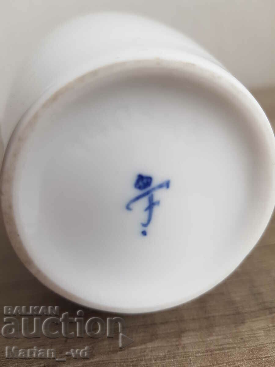 Old Furstenberg porcelain vase - 5 Old Furstenberg porcelain vase - 5