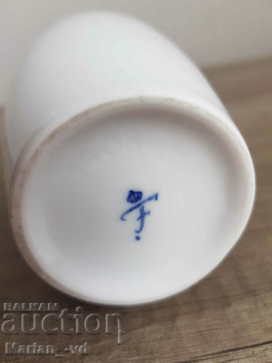 Old Furstenberg porcelain vase - 6 Old Furstenberg porcelain vase - 6