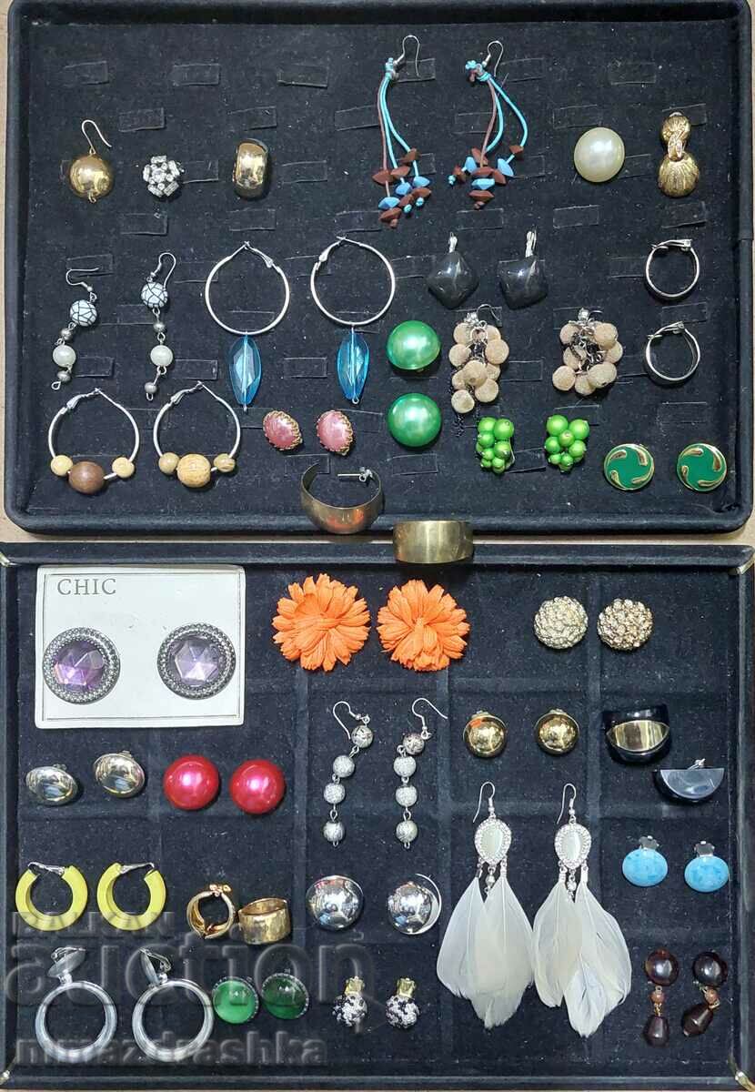 A large lot of women's jewelry